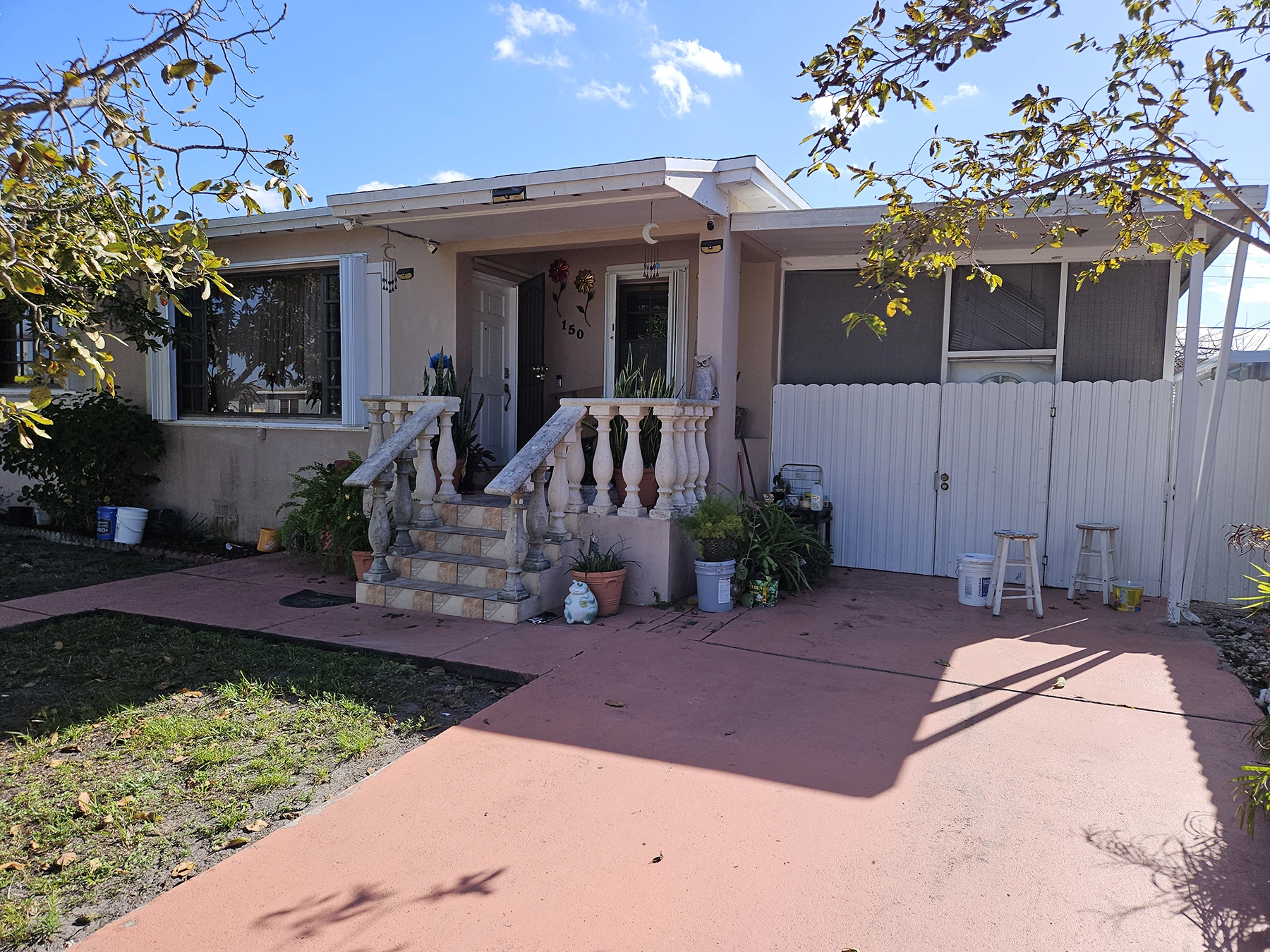 150 W 63rd St Hialeah FL 33012