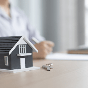 Selling a Florida home with a clouded title to a cash buyer